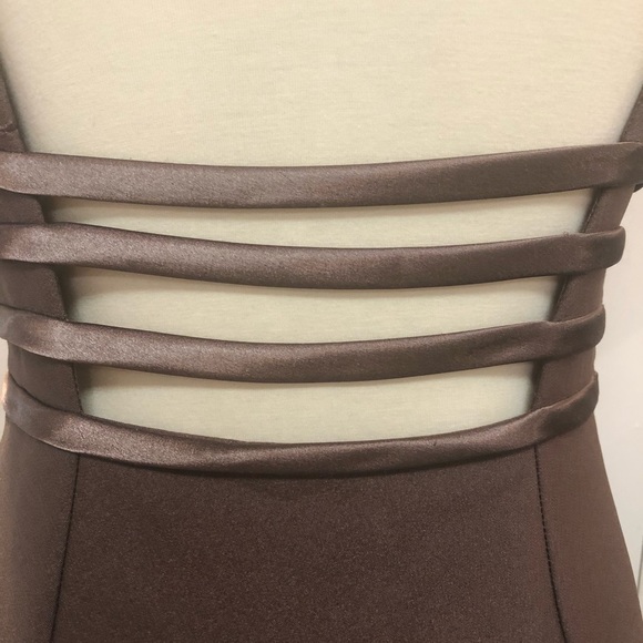 Formal Dress - Picture 5 of 8